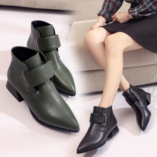 boots autumn and winter women's fashion pointed tide shoes wild low-heeled short, Black
boots autumn and winter women's fashion pointed tide shoes wild low-heeled short, Black
