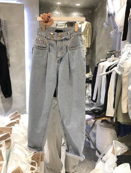 summer korean version of women pant the fashion retro all match high waisted multi button design sense thin jeans, Black;white
summer korean version of women pant the fashion retro all match high waisted multi button design sense thin jeans, Black;white