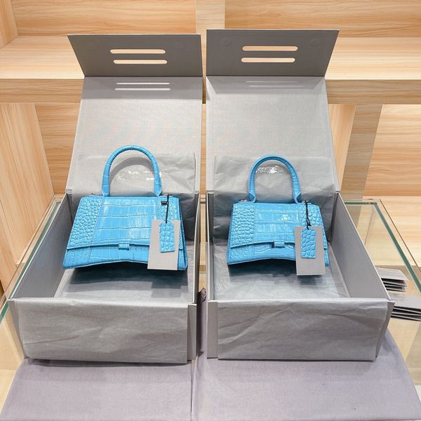 20225a+ handbag designer tote bag shoulder bags handbags different color various styles fashion brand genuine leather high-capac
20225a+ handbag designer tote bag shoulder bags handbags different color various styles fashion brand genuine leather high-capac