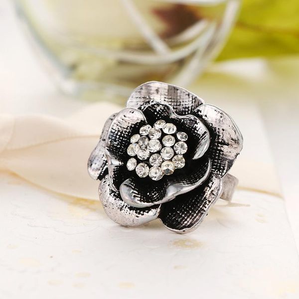 cluster rings 2021 noenname_null's the fashionable female air nobility smears black design ring is wedding banquet, Golden;silver
cluster rings 2021 noenname_null's the fashionable female air nobility smears black design ring is wedding banquet, Golden;silver