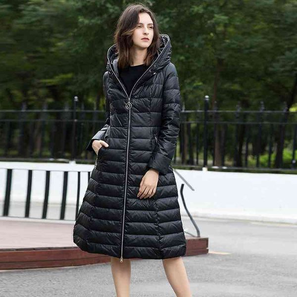 2020 winter fashion atmospheric down jacket women's long knee length thickened hoodie, Black
2020 winter fashion atmospheric down jacket women's long knee length thickened hoodie, Black
