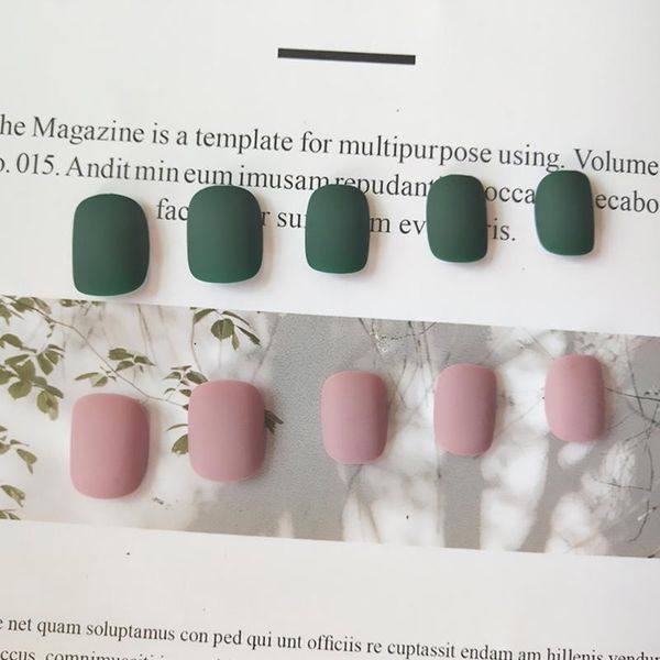 24pcs pink green frosted jumping color false nail removable patch dw nails, Red;gold
24pcs pink green frosted jumping color false nail removable patch dw nails, Red;gold