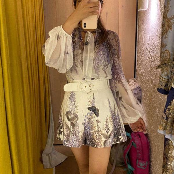 women's tracksuits deat 2021 women fashion lapel long sleeve patchwork printing bandage and high waist loose shorts set summer autumn 7, Gray
women's tracksuits deat 2021 women fashion lapel long sleeve patchwork printing bandage and high waist loose shorts set summer autumn 7, Gray