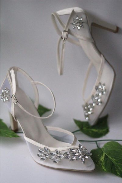 dress shoes 2021 ladies pumpss evening stiletto heels white stone detail fashion stylish lady party women pumps, Black
dress shoes 2021 ladies pumpss evening stiletto heels white stone detail fashion stylish lady party women pumps, Black