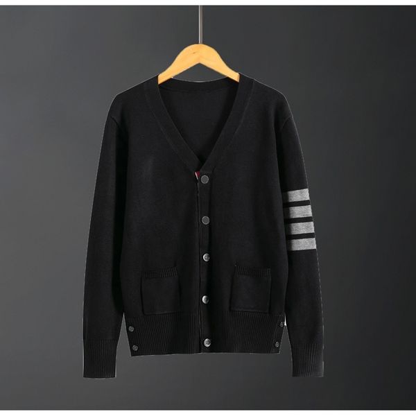 li yifeng's same autumn tb cardigan knitted sweater thin coat plus size stripe slim fit men's and women's fashion1, Black
li yifeng's same autumn tb cardigan knitted sweater thin coat plus size stripe slim fit men's and women's fashion1, Black