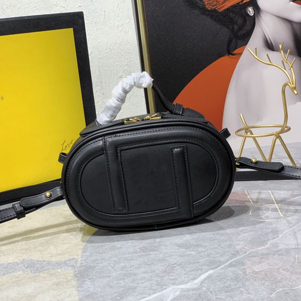 crossbody bag ellipse camera bags messenger handbag mobile phone double zipper opening internal capacity detachable full leather long should
crossbody bag ellipse camera bags messenger handbag mobile phone double zipper opening internal capacity detachable full leather long should