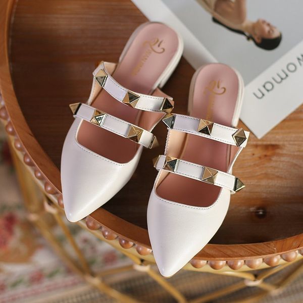 sandals summer women slippers patent leather pointed rivets slides flat shoes woman pantuflas de mujer sandalias r0vj, Black
sandals summer women slippers patent leather pointed rivets slides flat shoes woman pantuflas de mujer sandalias r0vj, Black