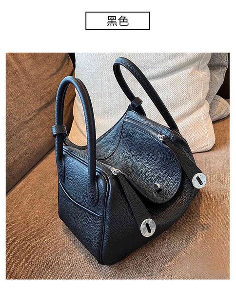 luxury handbags new women's fashion lychee pattern head leather doctor's medicine case one shoulder handbag
luxury handbags new women's fashion lychee pattern head leather doctor's medicine case one shoulder handbag