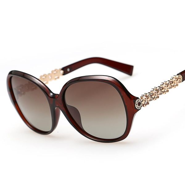 sunglasses women classic polarized driving metals designer sunglasses large box uv400 28, White;black
sunglasses women classic polarized driving metals designer sunglasses large box uv400 28, White;black