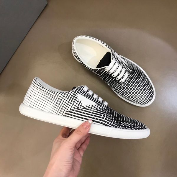 new shoes fashion stud luxury designer camouflage sneakers footwear men,women flats rockrunner trainers casual b297, Black
new shoes fashion stud luxury designer camouflage sneakers footwear men,women flats rockrunner trainers casual b297, Black