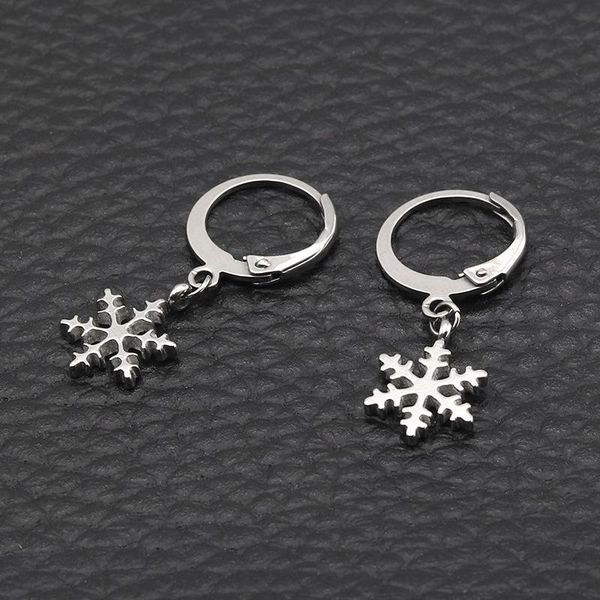 stud snowflake earrings women stainless steel fashion korean gold for jewelry gifts accessories earring black, Golden;silver
stud snowflake earrings women stainless steel fashion korean gold for jewelry gifts accessories earring black, Golden;silver