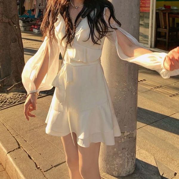 casual dresses korean elegant party beach dress 2021 summer mini woman one piece female lantern sieeve office lady v-neck, Black;gray
casual dresses korean elegant party beach dress 2021 summer mini woman one piece female lantern sieeve office lady v-neck, Black;gray