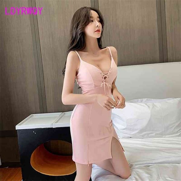 nightclub fashion low-cut bag hip strap deep v temperament dress sleeveless zippers knee-length 210416, Black;gray
nightclub fashion low-cut bag hip strap deep v temperament dress sleeveless zippers knee-length 210416, Black;gray