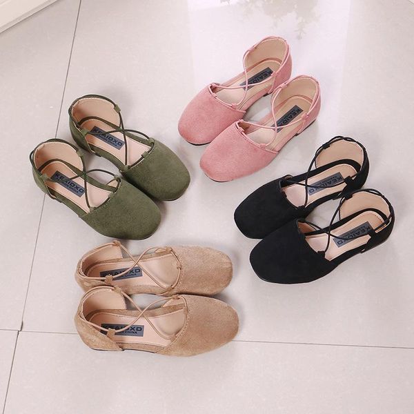 sneakers 20212021 spring autumn children's fashion casual shoes girls single bag with wild kids, Black;red
sneakers 20212021 spring autumn children's fashion casual shoes girls single bag with wild kids, Black;red
