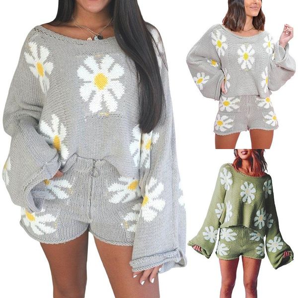 women's tracksuits y2k woman knitting sweater short sets flower pattern long sleeve o-neck loose knitted high waist shorts 2pcs clothe, Gray
women's tracksuits y2k woman knitting sweater short sets flower pattern long sleeve o-neck loose knitted high waist shorts 2pcs clothe, Gray