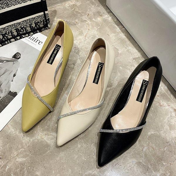 dress shoes fashion pu summer autumn women's crystal decoration pointed toe kitten heels ladies pumps 2021 female elegant party, Black
dress shoes fashion pu summer autumn women's crystal decoration pointed toe kitten heels ladies pumps 2021 female elegant party, Black