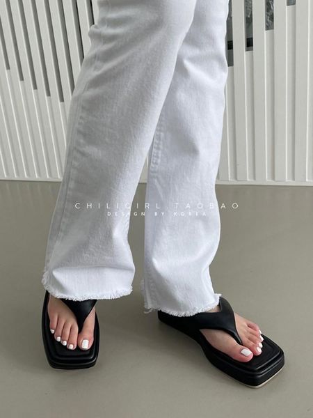 sandals whnb 2021 summer women shallow slip on brief fashion casual flats shoes for daily footwear size 35-39, Black
sandals whnb 2021 summer women shallow slip on brief fashion casual flats shoes for daily footwear size 35-39, Black