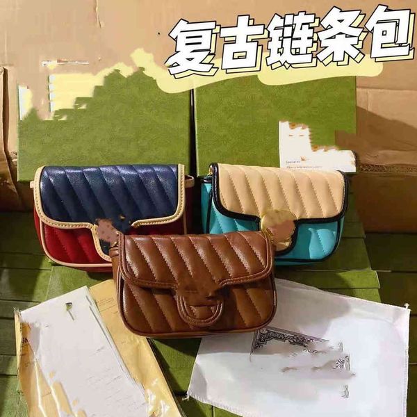 luxury handbags 2021 new small fragrance embroidered thread wavy pattern women's texture home chain bag trend single shoulder messenger 
luxury handbags 2021 new small fragrance embroidered thread wavy pattern women's texture home chain bag trend single shoulder messenger