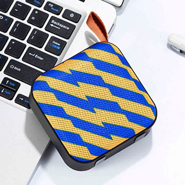 2019 new handsmini bass reverberation portable cloth design g5 wireless professional stage audio speaker
2019 new handsmini bass reverberation portable cloth design g5 wireless professional stage audio speaker