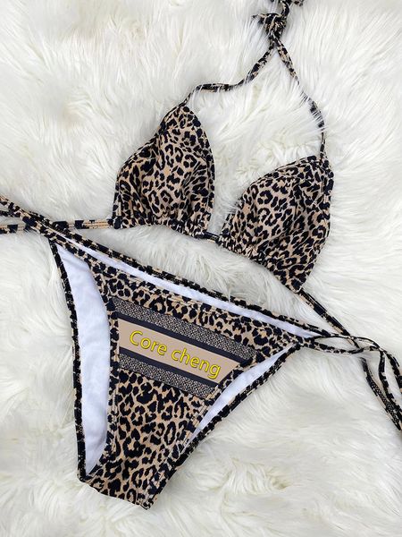 luxury designer thong black bikini set micro mini bikini two piece swimsuit biquini mujer brand push up bath, White;black
luxury designer thong black bikini set micro mini bikini two piece swimsuit biquini mujer brand push up bath, White;black