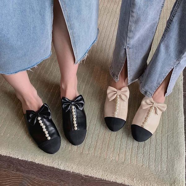 slippers ladies muller shoes bowknot pearl beaded sheepskin all-match sandals fashionable leather sweet style round flat, Black
slippers ladies muller shoes bowknot pearl beaded sheepskin all-match sandals fashionable leather sweet style round flat, Black