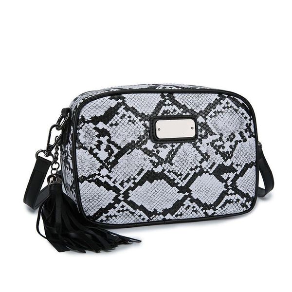 evening bags serpentine shoulder women pu crossbody for girls small square handbags animal printing messenger with tassel
evening bags serpentine shoulder women pu crossbody for girls small square handbags animal printing messenger with tassel