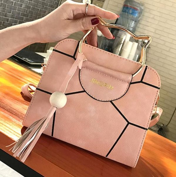 fashion ladies outdoor travel shoulder bag printing stereotyped handbag large-capacity tassel messenger small square bags
fashion ladies outdoor travel shoulder bag printing stereotyped handbag large-capacity tassel messenger small square bags