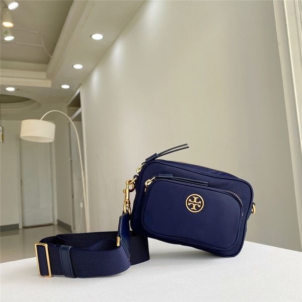 70% off new women's piper mini nylon single shoulder messenger bag 73533 wide edge webbing shoulder strap small camera bag purse cyber
70% off new women's piper mini nylon single shoulder messenger bag 73533 wide edge webbing shoulder strap small camera bag purse cyber