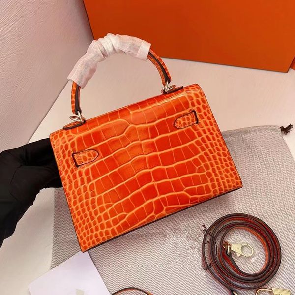 crossbody handbag tote handbags for women handbag womens designer bags genuine leathers alligator solid 22cm lock woman bag womans wholesale
crossbody handbag tote handbags for women handbag womens designer bags genuine leathers alligator solid 22cm lock woman bag womans wholesale