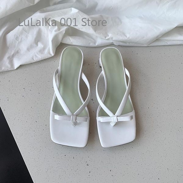 brand design thick heel slippers women shoes flip flops bowknot elegant slides low luxury lady summer beach shoe 60% off store online, Black
brand design thick heel slippers women shoes flip flops bowknot elegant slides low luxury lady summer beach shoe 60% off store online, Black