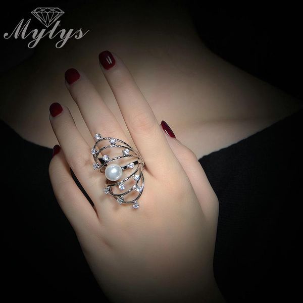 mytys creative multi layers flower heart pearl ring half finger for women crystal prong setting r1119 cluster rings, Golden;silver
mytys creative multi layers flower heart pearl ring half finger for women crystal prong setting r1119 cluster rings, Golden;silver