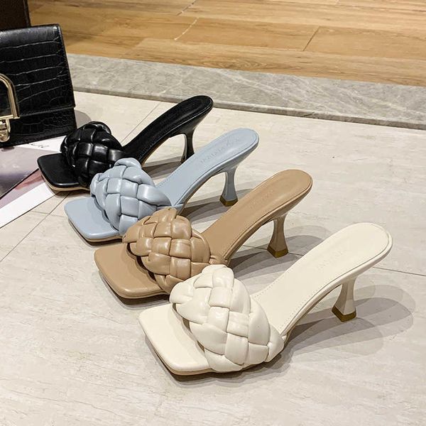 2020 new women brand summer slides weave open toe flat casual slipper leisure sandal female beach flip flops h0827, Black
2020 new women brand summer slides weave open toe flat casual slipper leisure sandal female beach flip flops h0827, Black