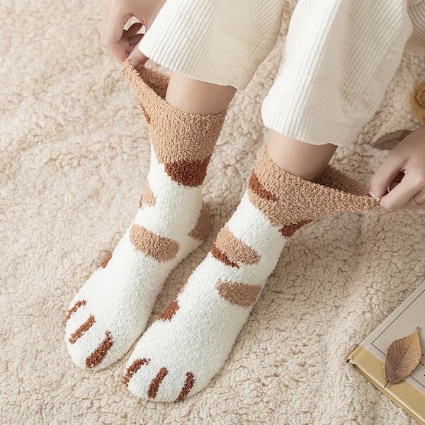 a8dT 2020 coral cashmere children socks autumn and winter cat hosiery paw thickening warm sleeping keep warm floor sleeping pile socks, Black;white
a8dT 2020 coral cashmere children socks autumn and winter cat hosiery paw thickening warm sleeping keep warm floor sleeping pile socks, Black;white