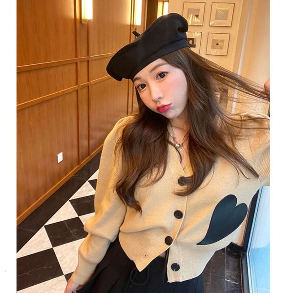 girls autumn v-neck sweater knitted cardigan long sleeve love sweater, White;black
girls autumn v-neck sweater knitted cardigan long sleeve love sweater, White;black