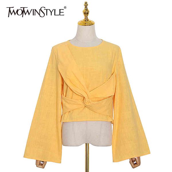 twowinsyle bowknot casual shirt for women o neck flare sleeve minimalist loose female autumn fashion clothing 210524, White
twowinsyle bowknot casual shirt for women o neck flare sleeve minimalist loose female autumn fashion clothing 210524, White