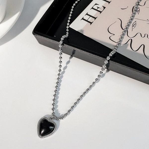 chokers silver color heart necklace for women men gothic geometric beads chain necklaces y2k style jewelry gifts, Golden;silver
chokers silver color heart necklace for women men gothic geometric beads chain necklaces y2k style jewelry gifts, Golden;silver