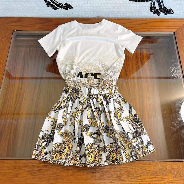 high-end children wear 2022 new sets summer girl suit skirt children's western style digital printing tshirt pleated skirt, White
high-end children wear 2022 new sets summer girl suit skirt children's western style digital printing tshirt pleated skirt, White