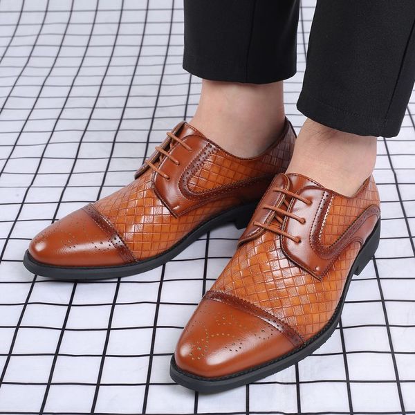 dress shoes novos sapatos masculinos rendas até moda brock padrão quatro estações tendência de alta qualidade mais recente fahion lazer clás, Black
dress shoes novos sapatos masculinos rendas até moda brock padrão quatro estações tendência de alta qualidade mais recente fahion lazer clás, Black