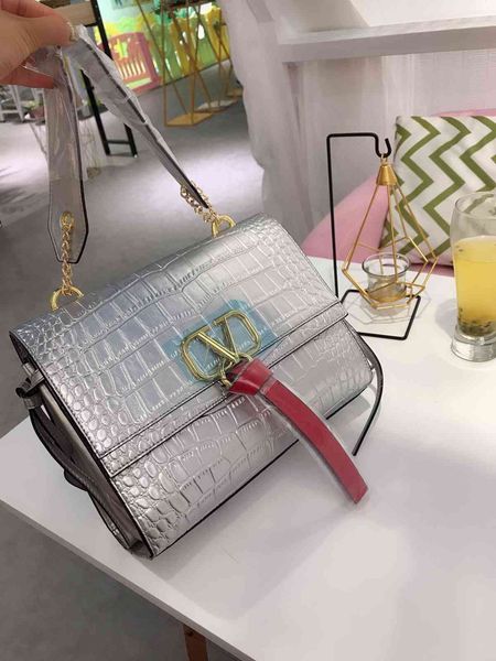 women luxurys designers bags 2021 tb organ chain strip small square litc crossbody bag totes designer handbag purse wallet handbags tote fl8
women luxurys designers bags 2021 tb organ chain strip small square litc crossbody bag totes designer handbag purse wallet handbags tote fl8