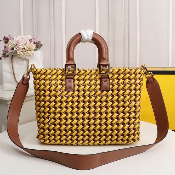 2021 new handbag pure hand woven bag fashion trendy popular womensingle shoulder straddle leisure
2021 new handbag pure hand woven bag fashion trendy popular womensingle shoulder straddle leisure