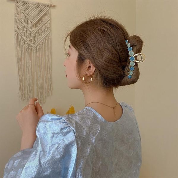 hair clips & barrettes aomu summer romantic sweet blue gray metal enamel claw irregular texture geometric circular stitching hairpin for wom, Golden;silver
hair clips & barrettes aomu summer romantic sweet blue gray metal enamel claw irregular texture geometric circular stitching hairpin for wom, Golden;silver