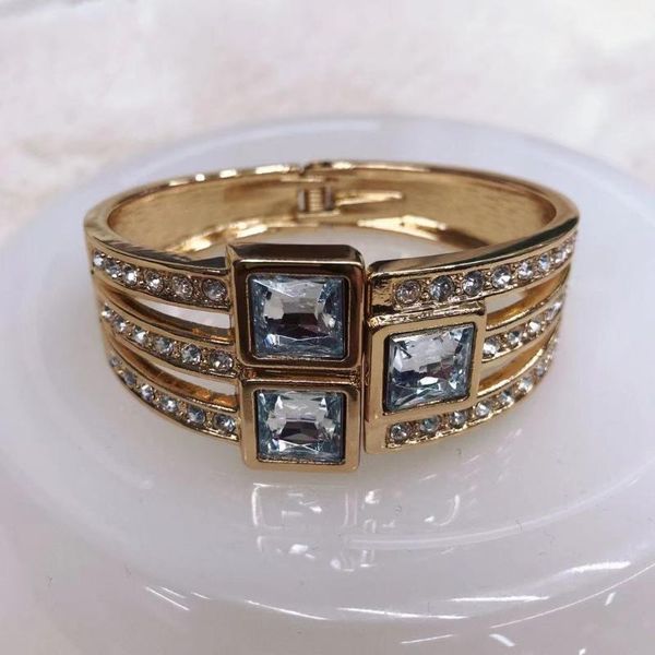 bangle elegant classic crystal cuff bangles bracelets for women gold color simple femal opening wedding jewelry accessories, Black
bangle elegant classic crystal cuff bangles bracelets for women gold color simple femal opening wedding jewelry accessories, Black