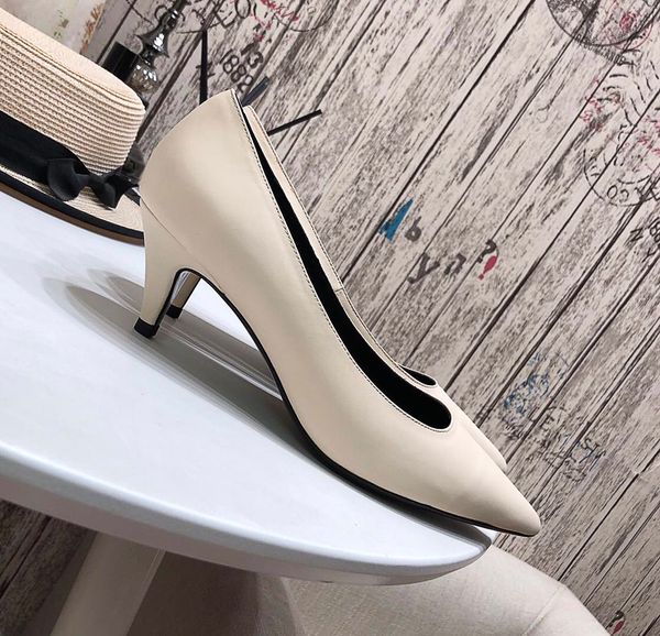 women sandals true leather sandals stiletto high heel shoes 5.5 cm pointed toes high heels sandals with box size 35-41, Black
women sandals true leather sandals stiletto high heel shoes 5.5 cm pointed toes high heels sandals with box size 35-41, Black
