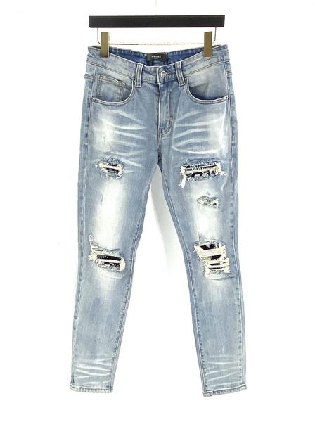 am 2021 blue patchwork with holes, slim fit and versatile, small leg jeans, chaopai high street
am 2021 blue patchwork with holes, slim fit and versatile, small leg jeans, chaopai high street