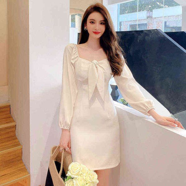 casual dresses autumn gentle wind pure dire dresses bow small fashion french a-line skirt, Black;gray
casual dresses autumn gentle wind pure dire dresses bow small fashion french a-line skirt, Black;gray