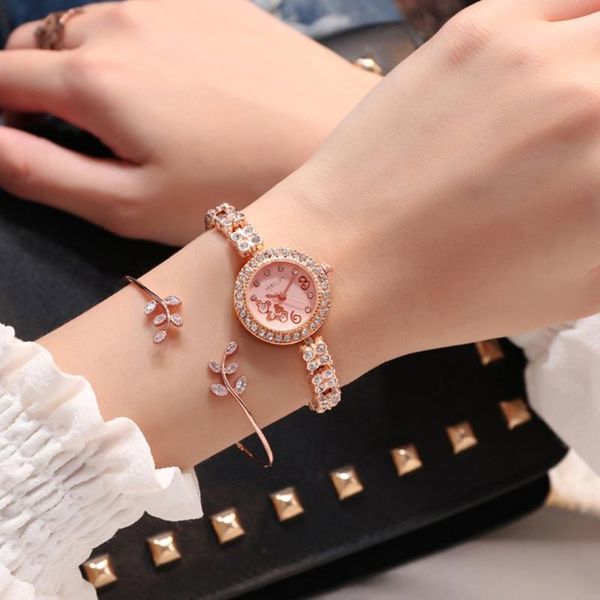wristwatches rhinestone fashion bracelet watch alloy case synthetic leather analog, Slivery;brown
wristwatches rhinestone fashion bracelet watch alloy case synthetic leather analog, Slivery;brown