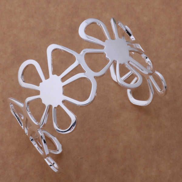 b092 classic retro silver color simple fashion women bracelet flower wedding jewelry q0719, Black
b092 classic retro silver color simple fashion women bracelet flower wedding jewelry q0719, Black