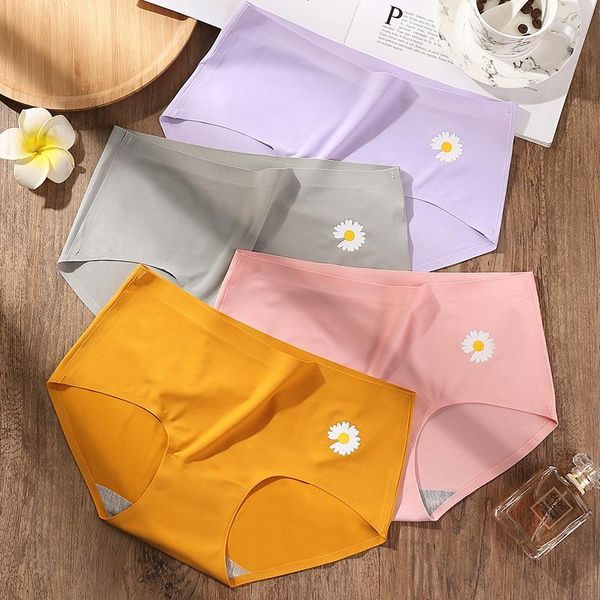 women's panties ice silk seamless cute little daisy ladies cotton mid-waist comfortable breathable, Black;pink
women's panties ice silk seamless cute little daisy ladies cotton mid-waist comfortable breathable, Black;pink