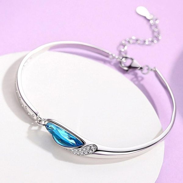 sterling silver s925 austrian crystal bracelet woman's sea heart necklace is blessed with cool breeze blue pendant necklaces
sterling silver s925 austrian crystal bracelet woman's sea heart necklace is blessed with cool breeze blue pendant necklaces