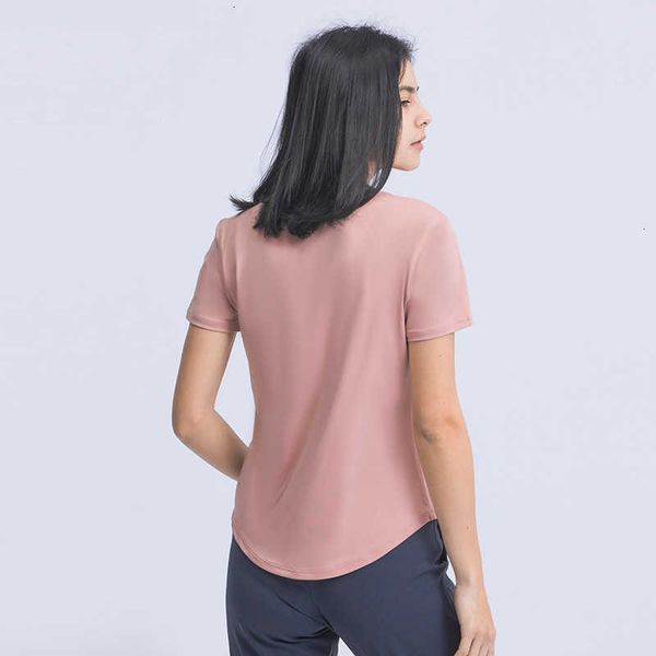 women's t-shirt simple loose women t shirt matte yoga short sleeve lightweight breathable sports running fitness suit gym clothes worko, White
women's t-shirt simple loose women t shirt matte yoga short sleeve lightweight breathable sports running fitness suit gym clothes worko, White